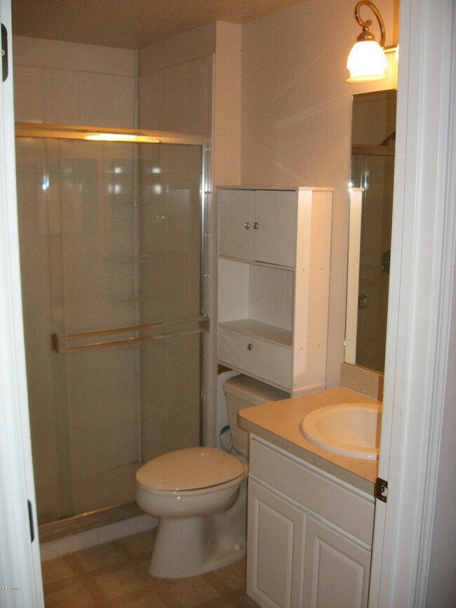 1185 Luminary Cir 042