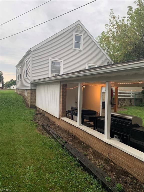 1103 Denman Ave, Coshocton, OH 43812 - photo 5