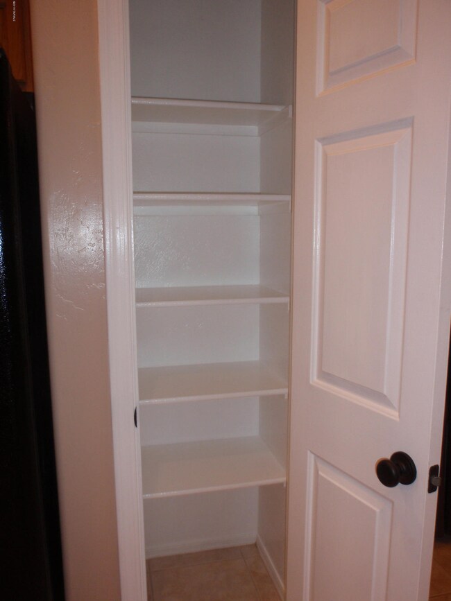 Kitchen pantry