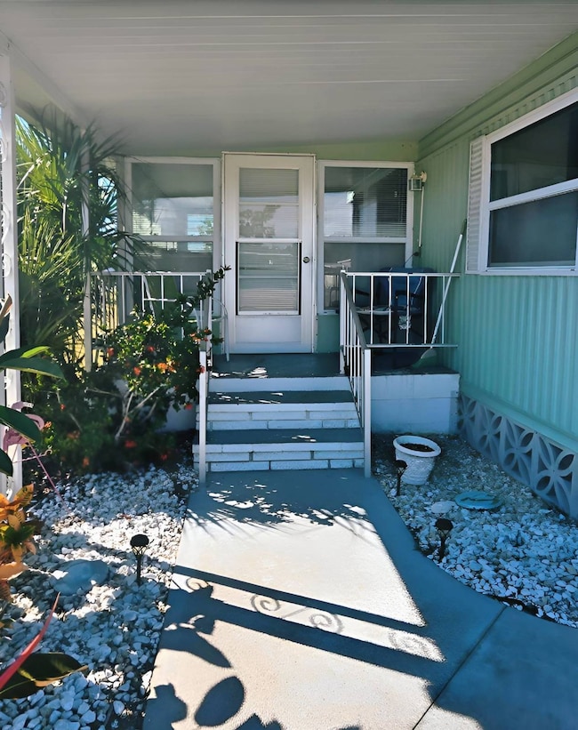 108 Circle Dr, Nokomis, FL 34275 - photo 4