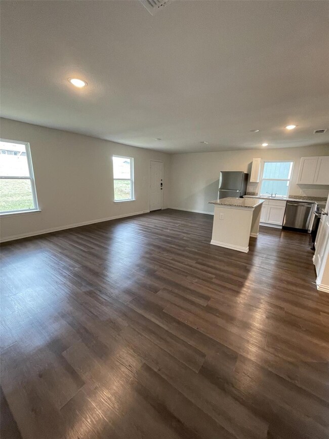 418 W Munson St, Denison, TX 75020 - photo 5