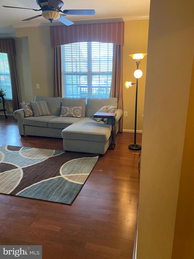 21228 Mcfadden Square unit 113, Sterling, VA 20165 - photo 5