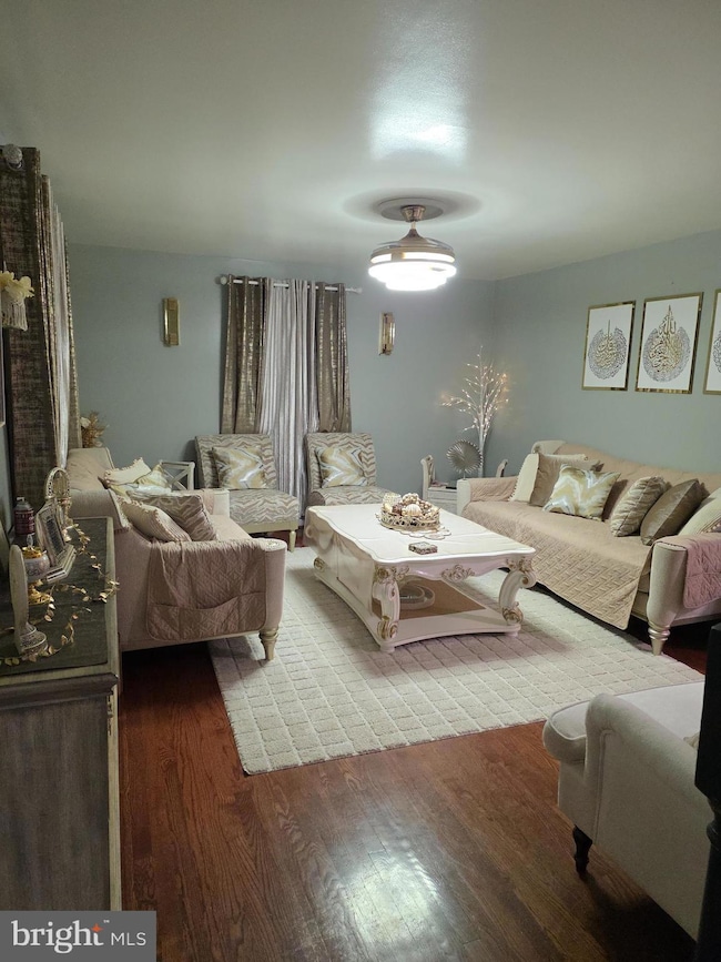 1407 Adamsview Rd, Catonsville, MD 21228 - photo 5