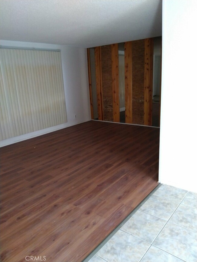 1964 Lucas St unit 2, San Fernando, CA 91340 - photo 6