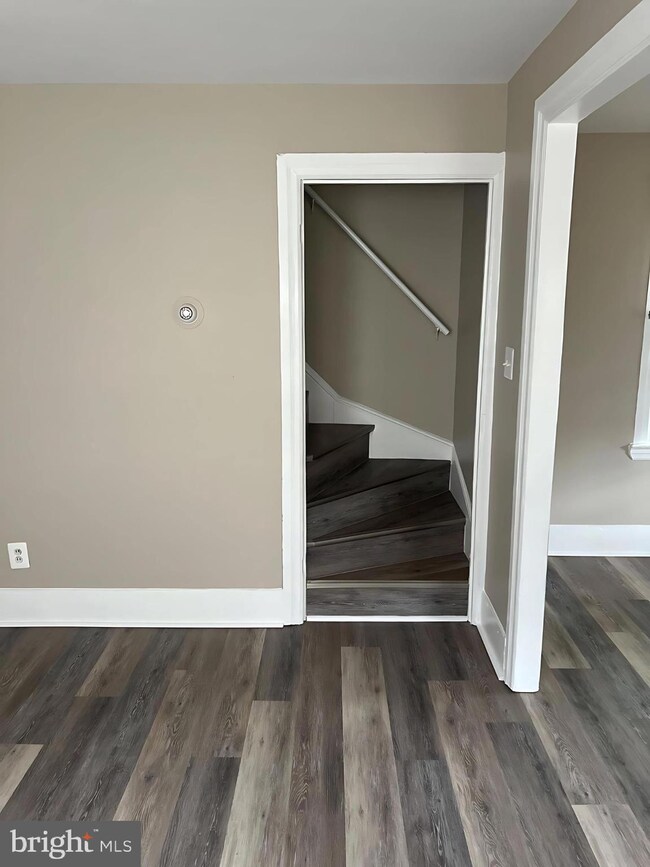 1105 N Chestnut St, Paulsboro, NJ 08066 - photo 6