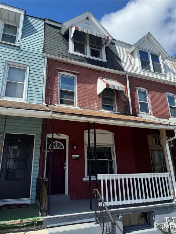 756 S Hall St, Allentown, PA 18103 - photo 2