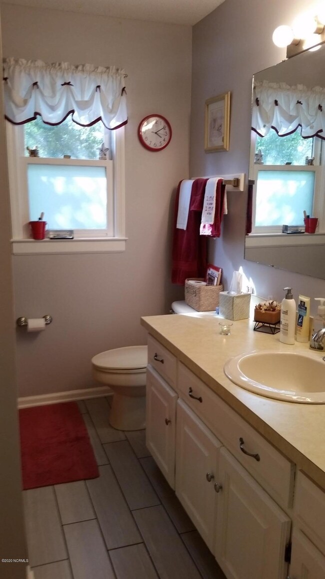 305 Pioneer Ct, Wilmington, NC 28411 - photo 5