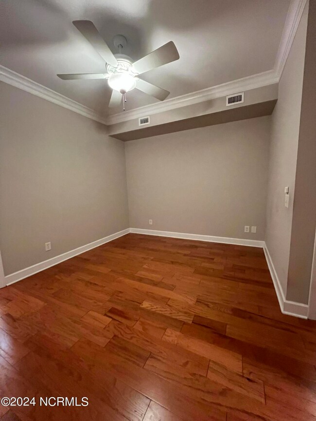 124 Walnut St unit 503, Wilmington, NC 28401 - photo 3