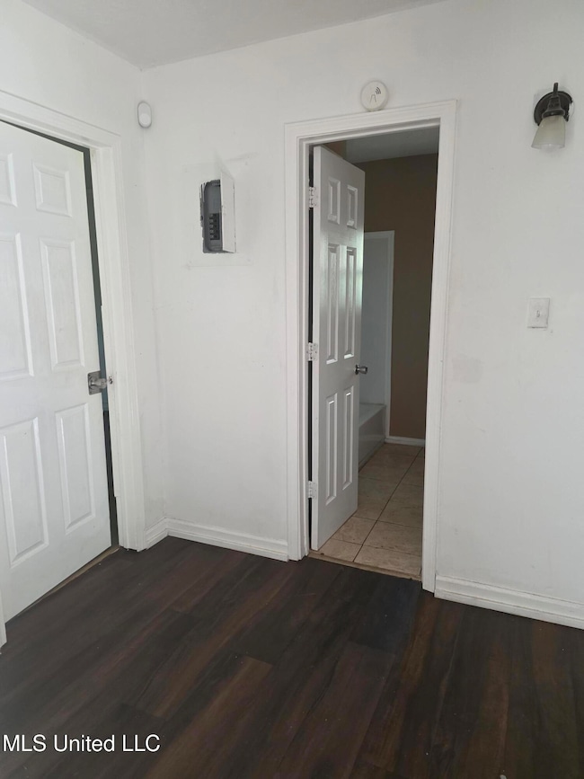 1080 Maria Dr, Jackson, MS 39204 - photo 7