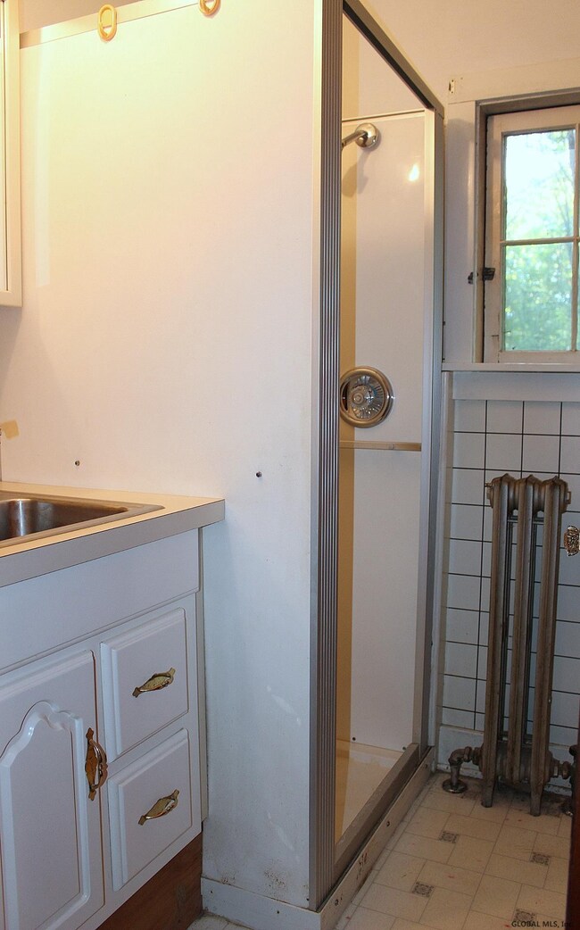 191 S Kingsboro Ave, Gloversville, NY 12078 - photo 6