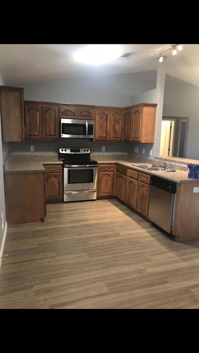 SAMPLE OF THE KITCHEN