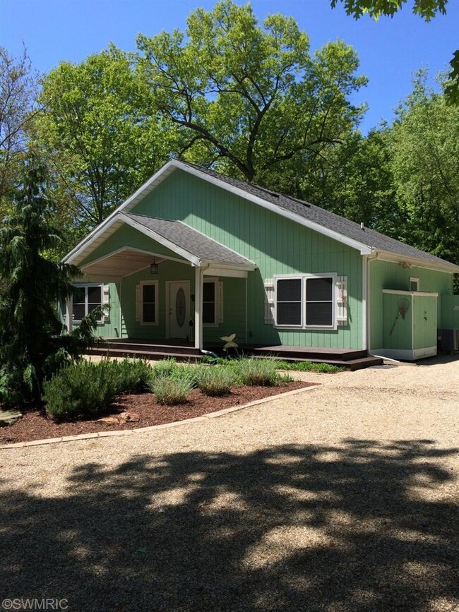 16056 Cardinal Ln, Union Pier, MI 49129 - photo 3