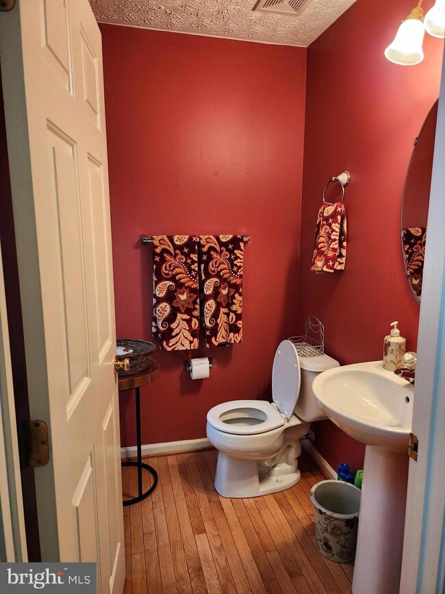 404 Caspian Ct, Edgewood, MD 21040 - photo 5