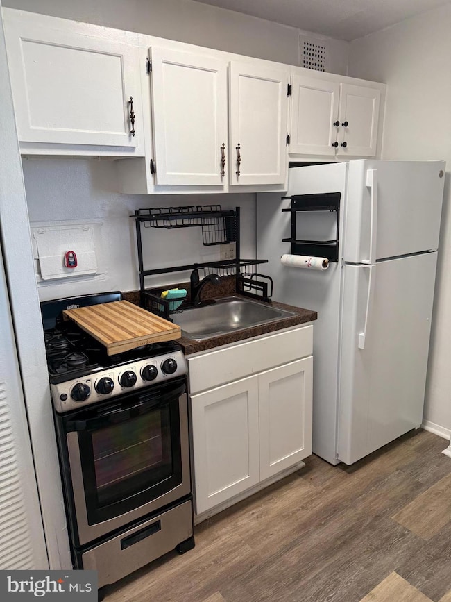 Presidential Towers unit 1615, Adelphi, MD 20783 - photo 2