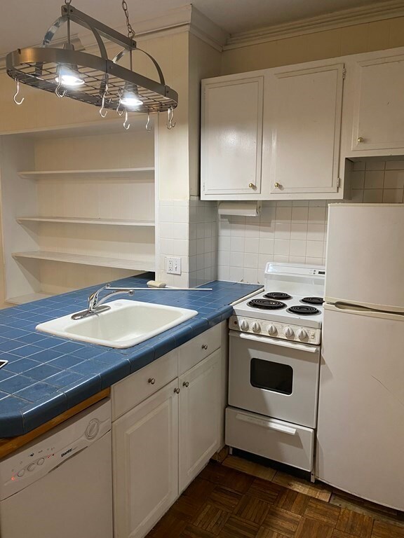 3 Charles St unit 5, Boston, MA 02122 - photo 5