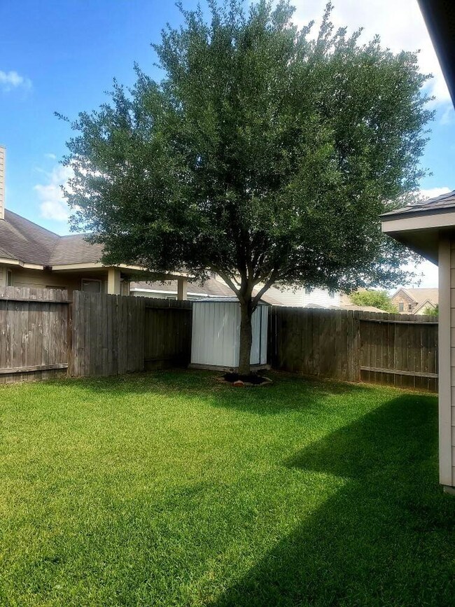 23607 Virginia Pine Dr, Tomball, TX 77375 - photo 5