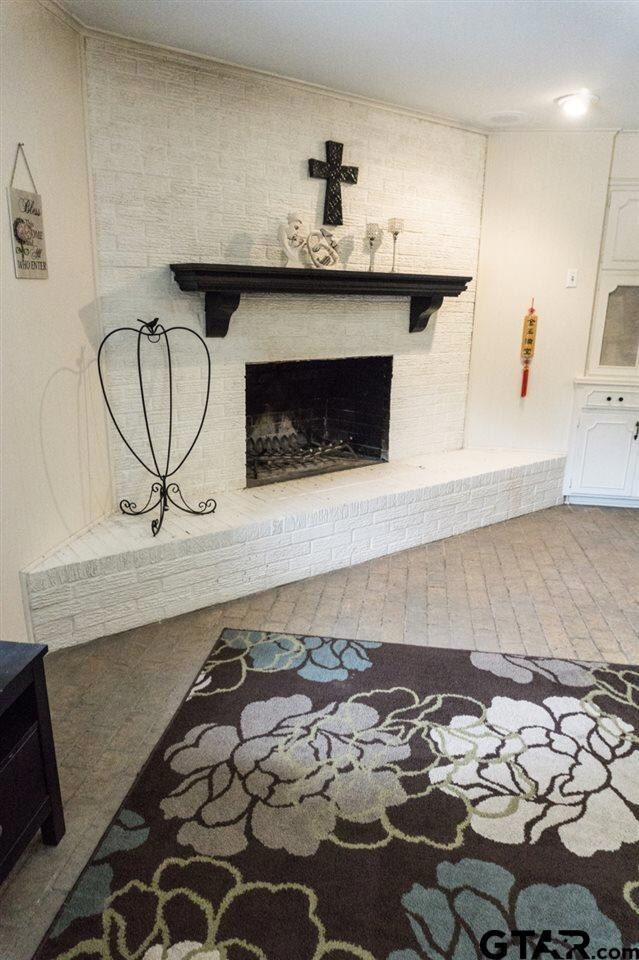 612 612 Sherry Ln, Tyler, TX 75701 - photo 5