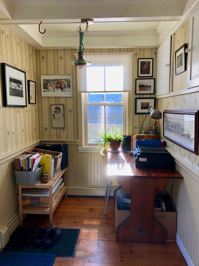 163 Bradford St unit 2, Provincetown, MA 02657 - photo 3