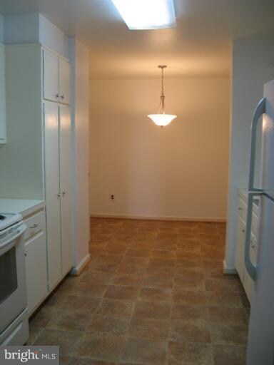 6680 Midhill Place, Falls Church, VA 22043 - photo 3