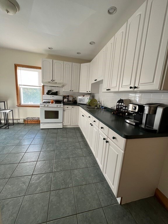 10 Cliff St unit 3, Quincy, MA 02169 - photo 4