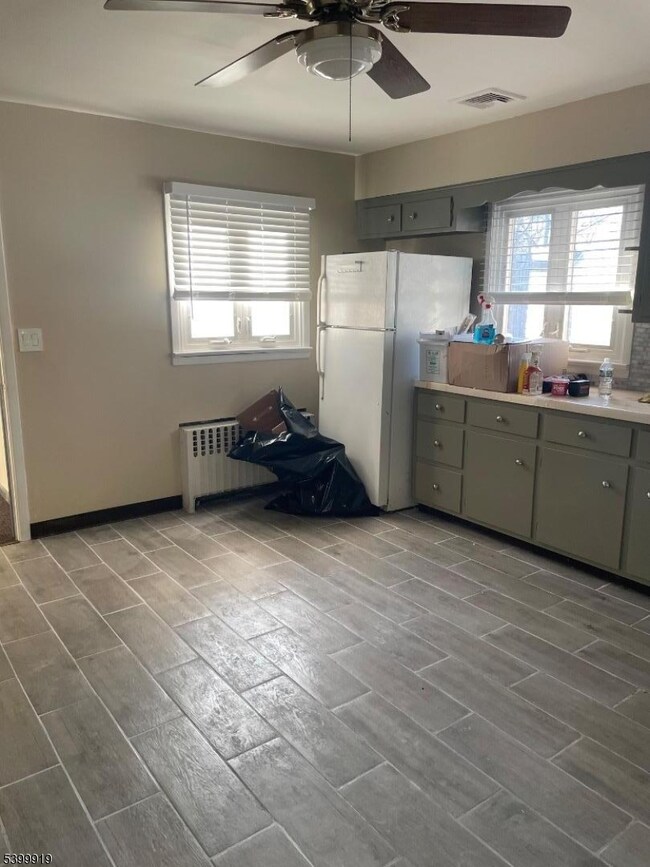 113 Hawthorne Ave unit 2, Hawthorne, NJ 07506 - photo 6