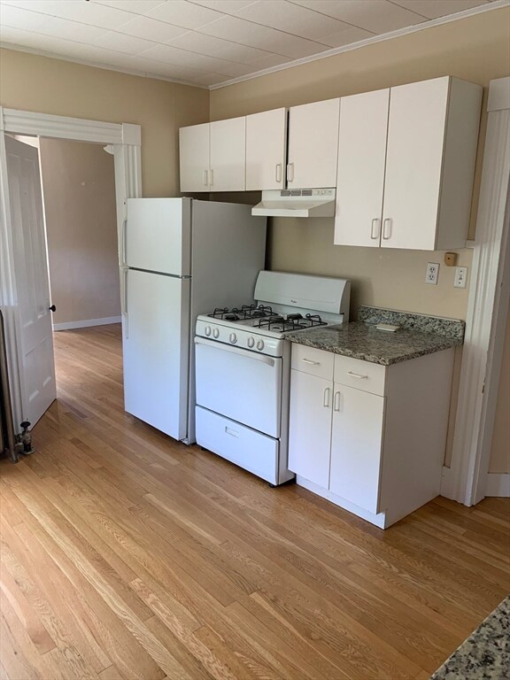 20 Franklin St unit 2, Peabody, MA 01960 - photo 6