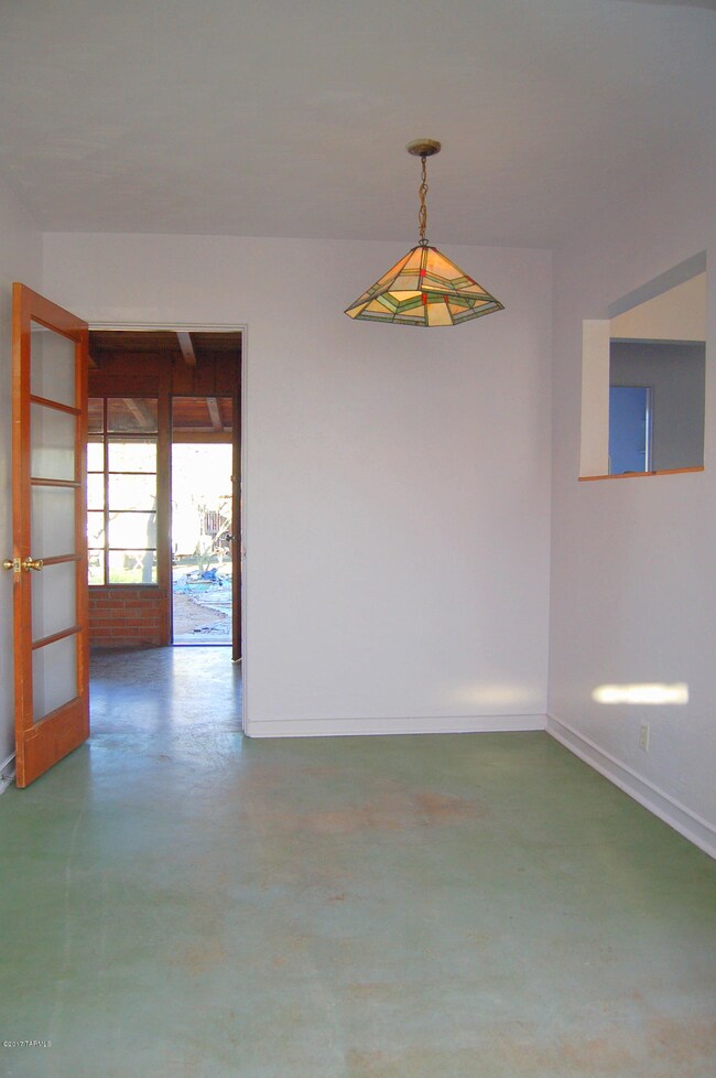 1349 N 5th Ave, Tucson, AZ 85705 - photo 4