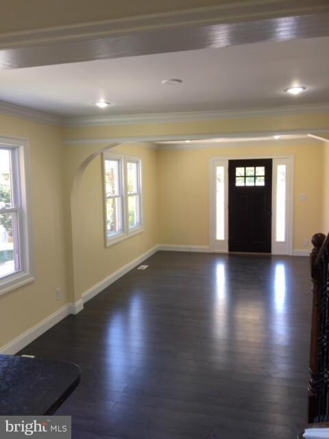 6020 Sheridan St, Riverdale, MD 20737 - photo 5