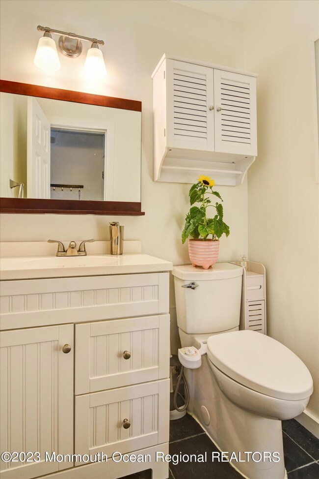 05-Bathroom