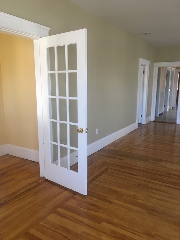 38 Woodford St unit 2, Worcester, MA 01604 - photo 2