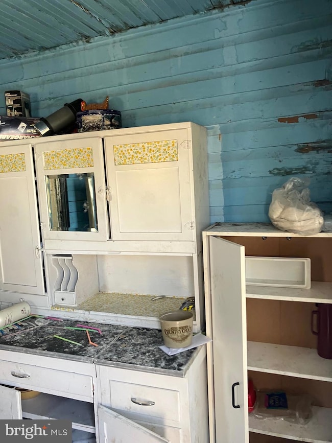 805 E B St, Brunswick, MD 21716 - photo 3