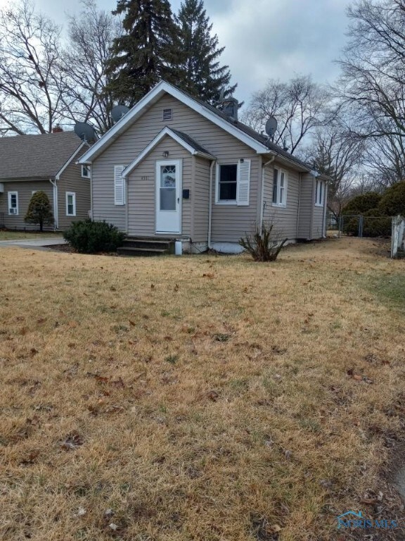 4911 Bowser Dr, Toledo, OH 43613 - photo 2