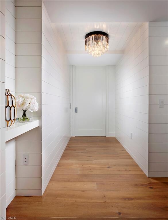 Private Entry Foyer