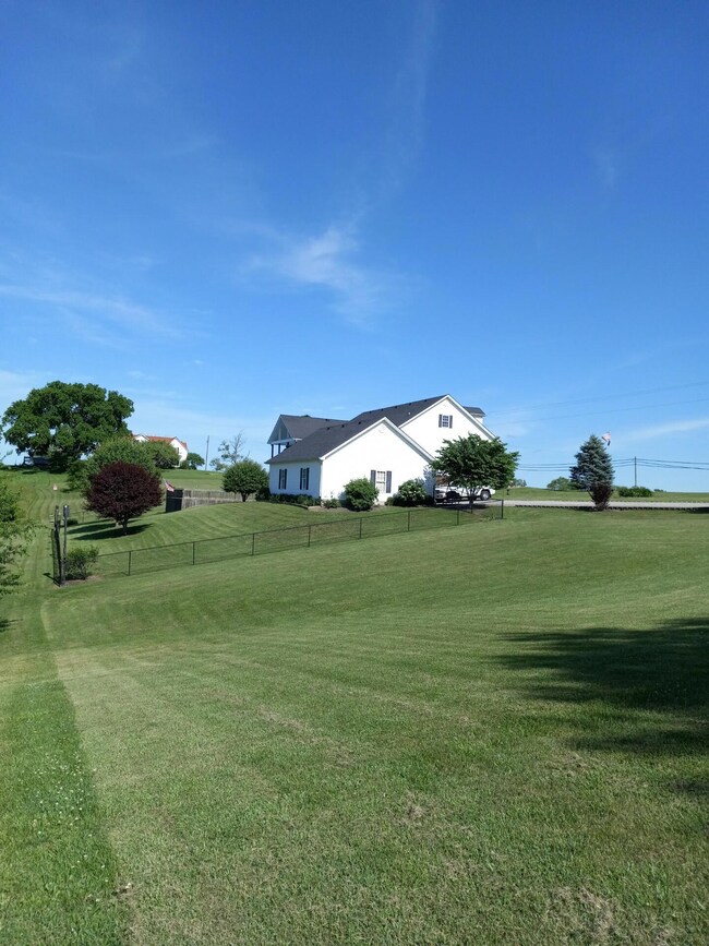 E2DD582D-542A-4748-8560-F0C3E04D2096