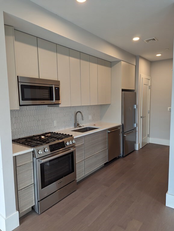 3193 Washington St unit 308, Boston, MA 02130 - photo 6