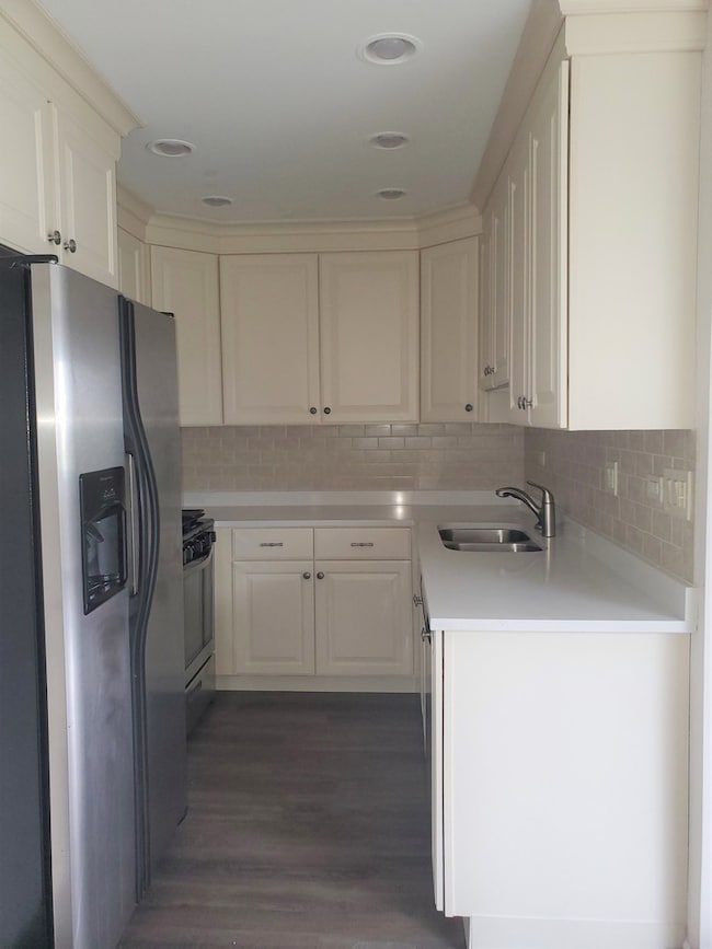 811 Cambridge Place unit 118, Wheeling, IL 60090 - photo 6