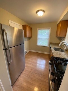 765 Norfolk Ave, Westchester, IL 60154 - photo 5