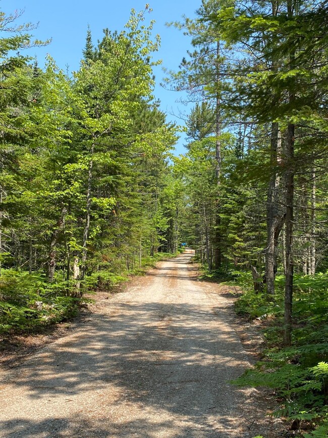 Lot 10 & 10A Third Creek Subdivision