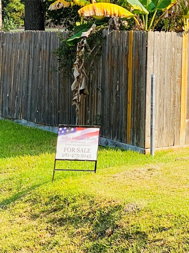 8213 Spaulding St, Houston, TX 77016 - photo 3