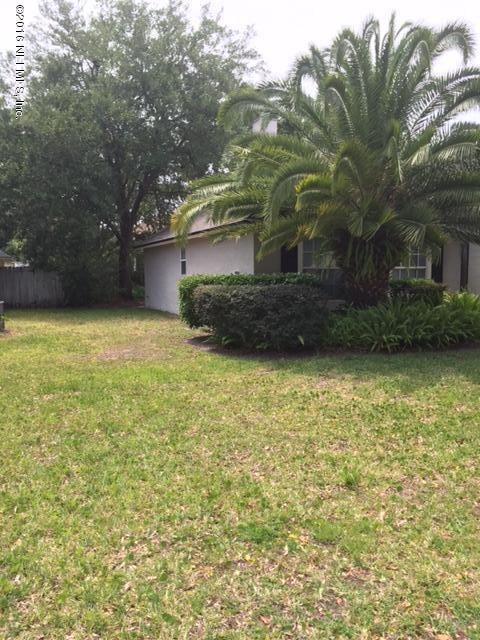 Side yard