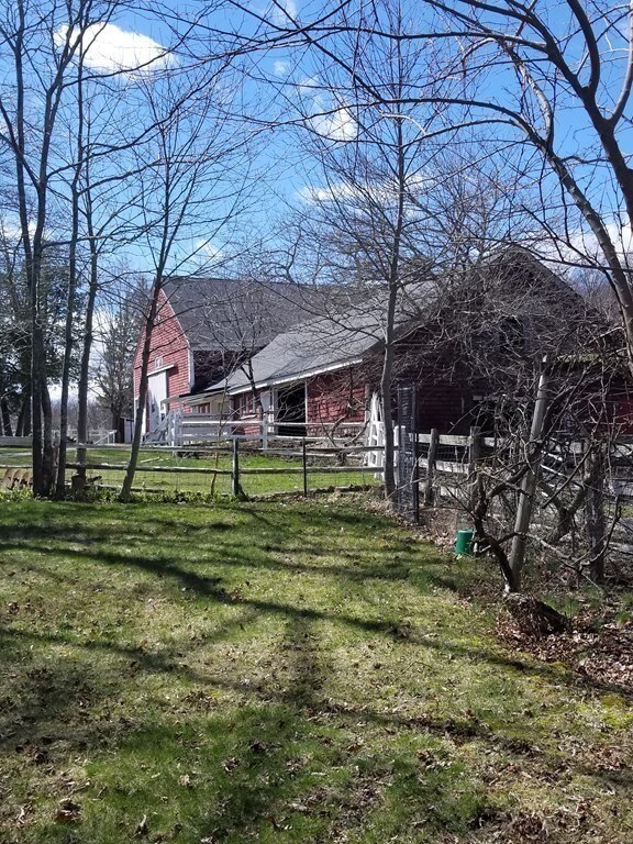 260 S Main St unit 1, Sherborn, MA 01770 - photo 4