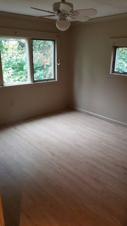 39 W Elm St, West Townsend, MA 01474 - photo 7