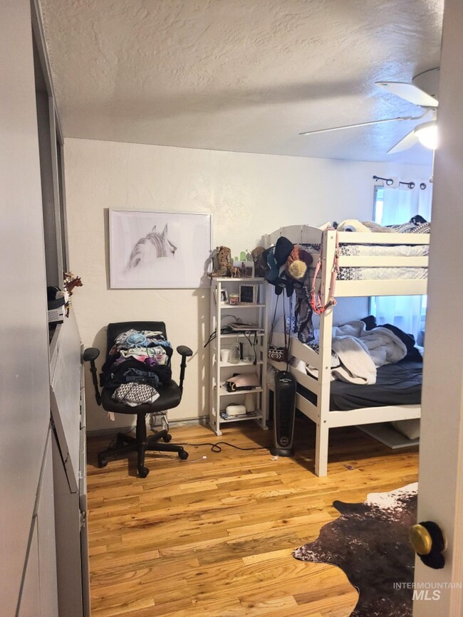 708 S Diamond St, Nampa, ID 83686 - photo 6