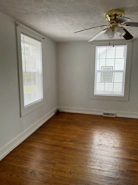 409 Chalk Level Rd, Chatham, VA 24531 - photo 6