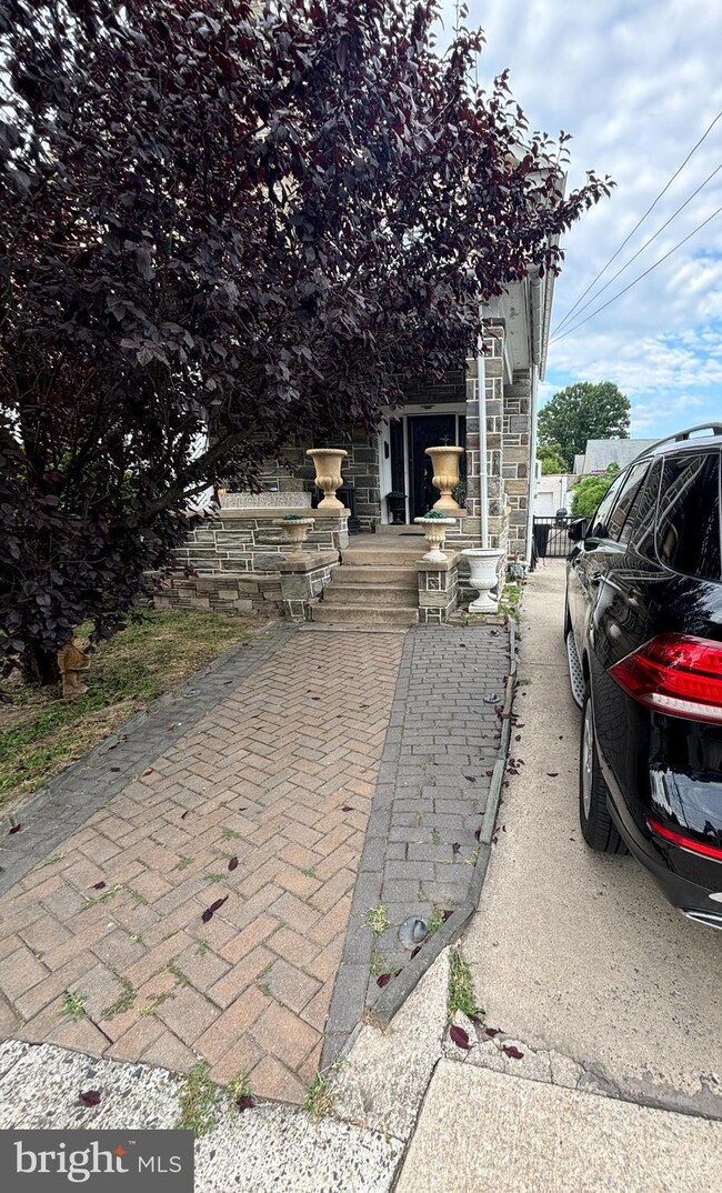 363 E County Line Rd, Ardmore, PA 19003 - photo 2