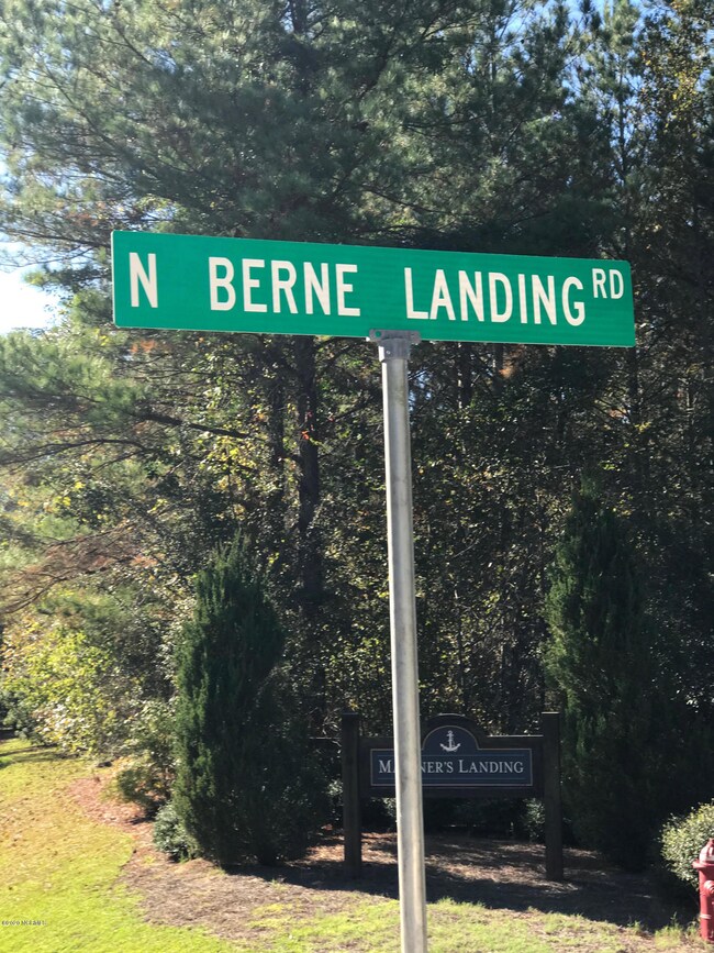 Mariner's Landing-Street Sign