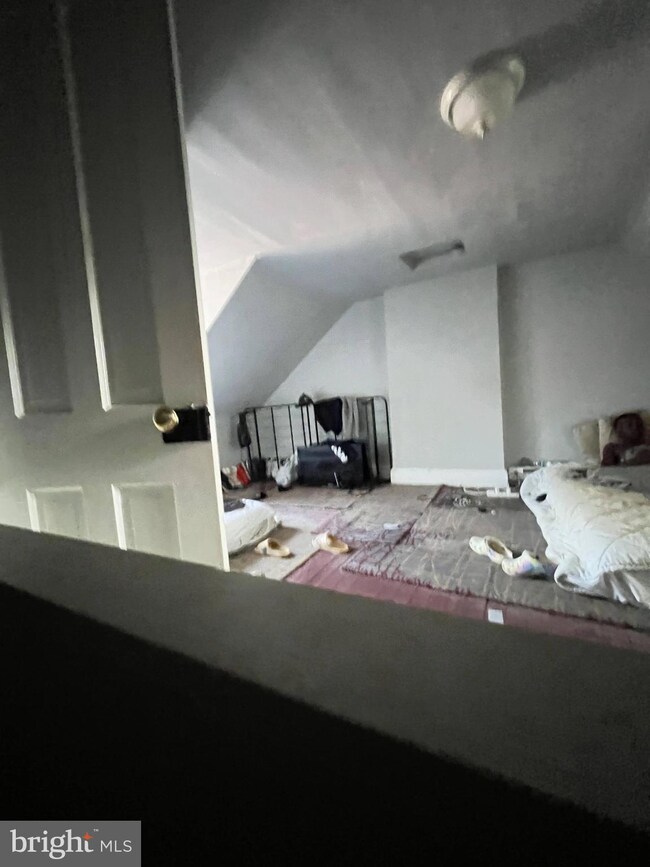 523 Howard Ave, Lancaster, PA 17602 - photo 5