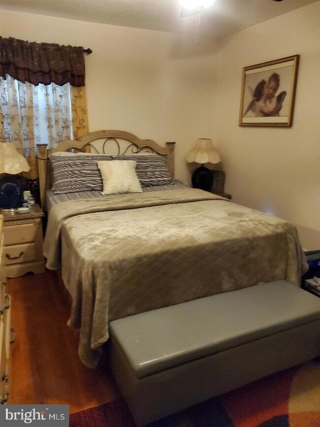 2718 Hawthorne Terrace, Hyattsville, MD 20785 - photo 5