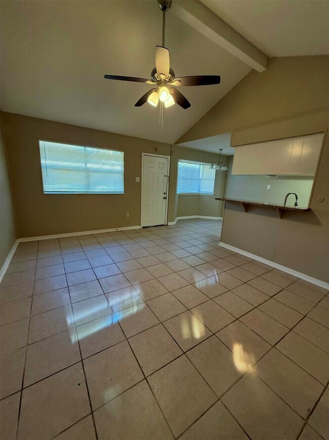 6810 Sandswept Ln, Houston, TX 77086 - photo 2