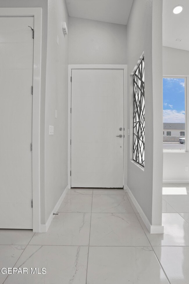 473 Plateau Dr, Socorro, TX 79927 - photo 6